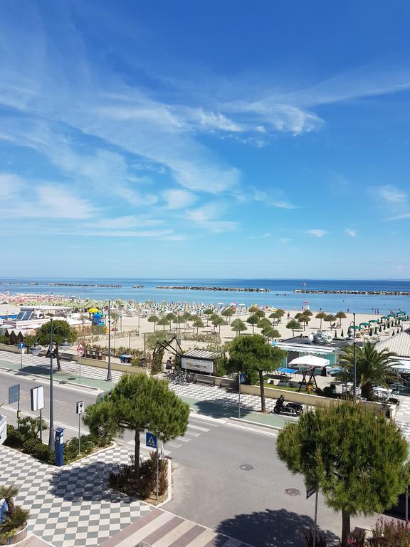 Hotel Iride & Spa Cesenatico Exterior photo