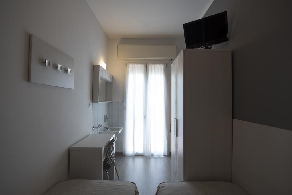 Hotel Iride & Spa Cesenatico Exterior photo